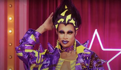 Yvie Oddly Dick Pic Is Here And It Looks Pretty Darn Big.